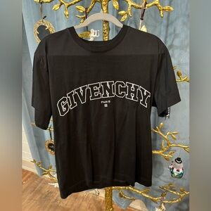 Givenchy black t-shirt M